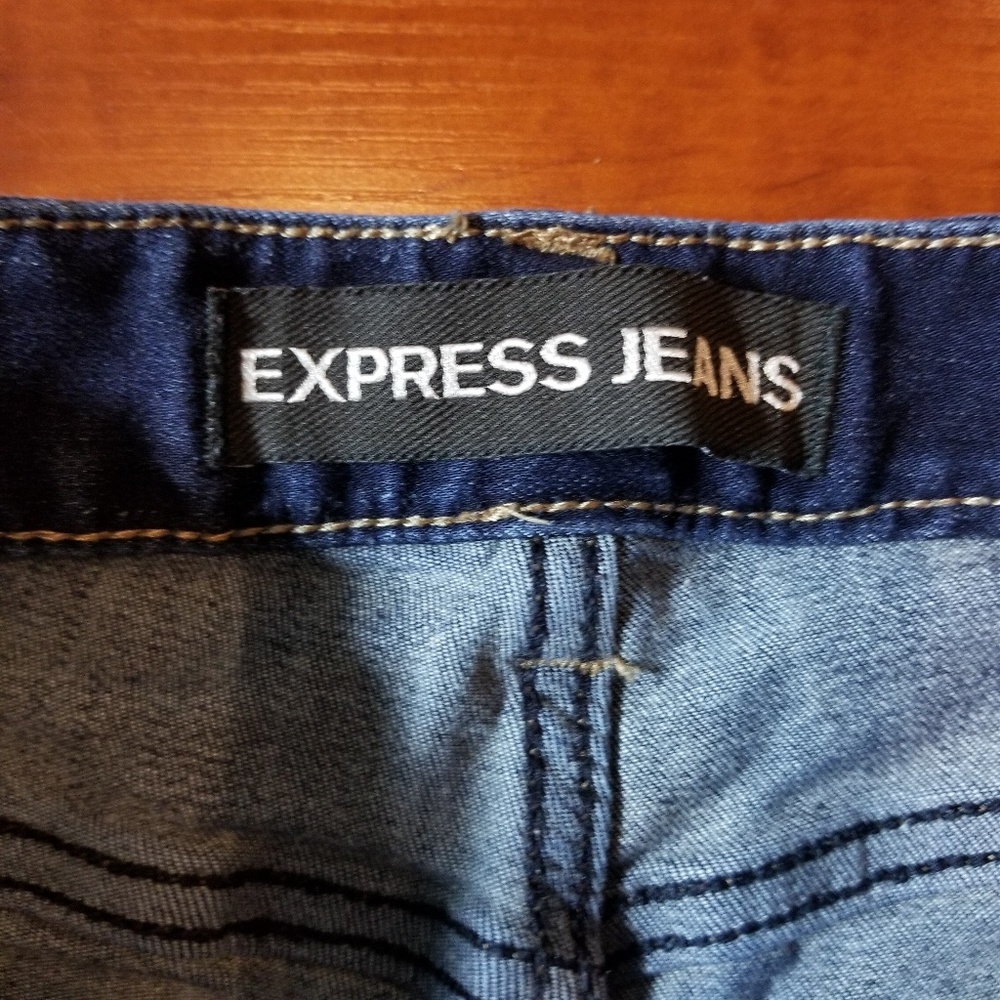 Express Jean Shorts - Picture 2 of 4